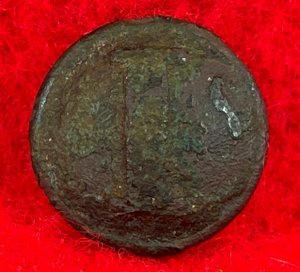 Confederate Infantry Button - Lined "I" - 16mm