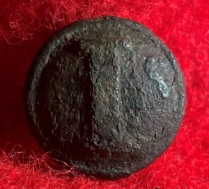 Confederate Infantry Button - Lined "I" - 16mm