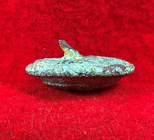 Confederate Cavalry Coat Button - Lined "C"