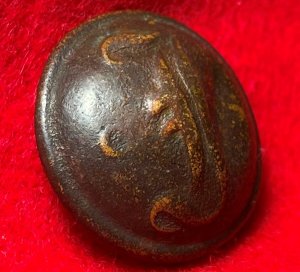 Confederate Infantry Coat Button - "Script I" with letters "CS"