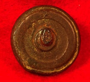 Confederate Infantry Coat Button - "Script I" with letters "CS"