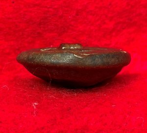 Confederate Infantry Coat Button - "Script I" with letters "CS"