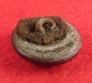 Federal General Service Eagle Coat Button with Coat Remnant