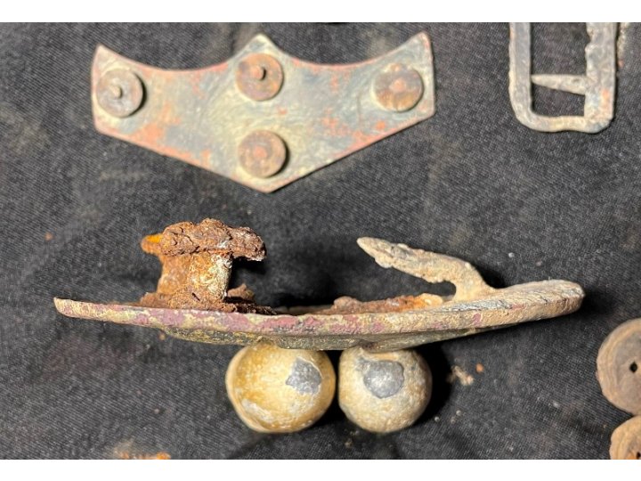 US Belt Buckle and Miscellaneous Relics Dug from the Same Hole