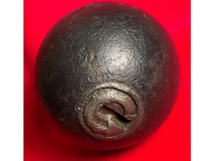 Federal 12-Pounder Shell with Un-Punched Bormann Time Fuze