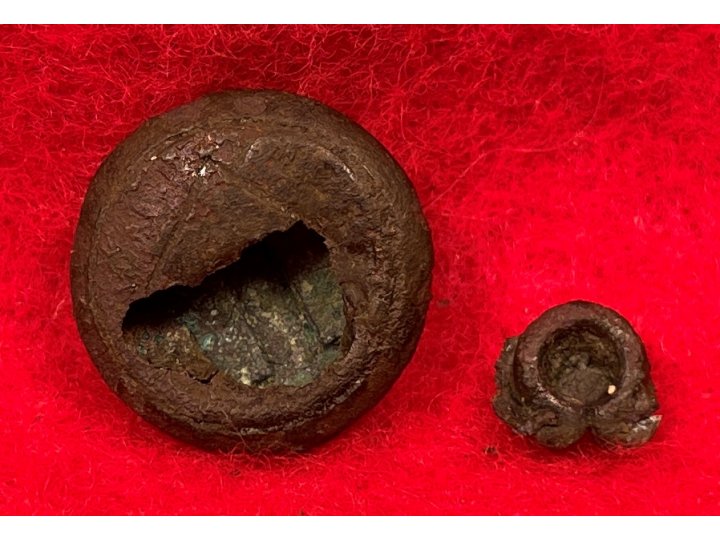 Confederate Infantry Button - Lined "I" - 16mm