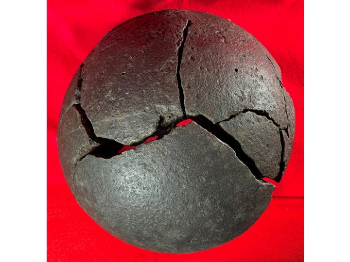 Reconstructed 9-Inch Mortar Shell with US Naval Fuze Dated 1862