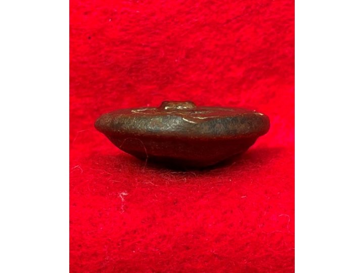 Confederate Infantry Coat Button - "Script I" with letters "CS"