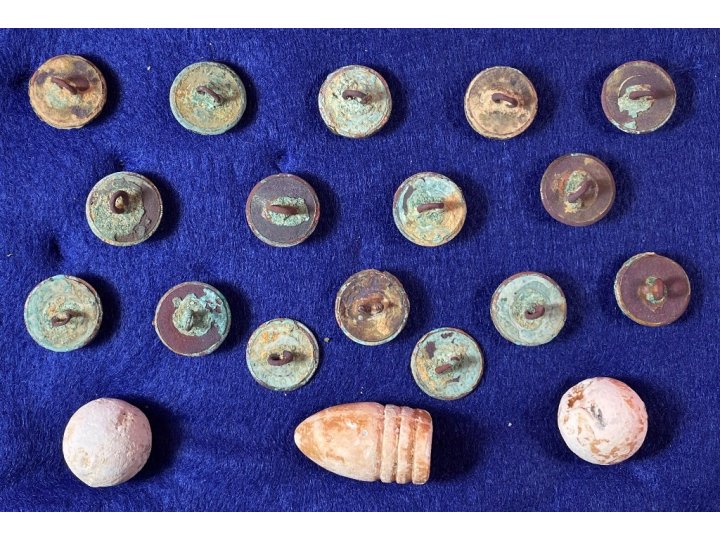 Michigan Cuff Button Display - Malvern Hill