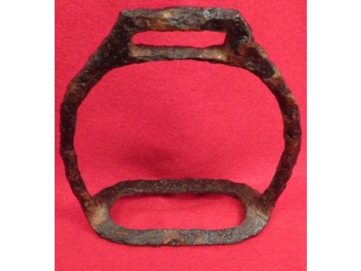 Small Iron Stirrup