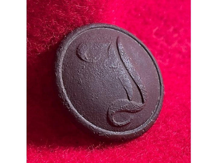 Confederate Infantry Button - Script "I"