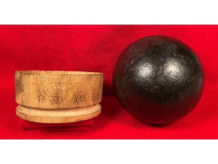 12 Pounder Solid Shot Cannonball with Repro Wood Sabot +++ Peter George Collection +++